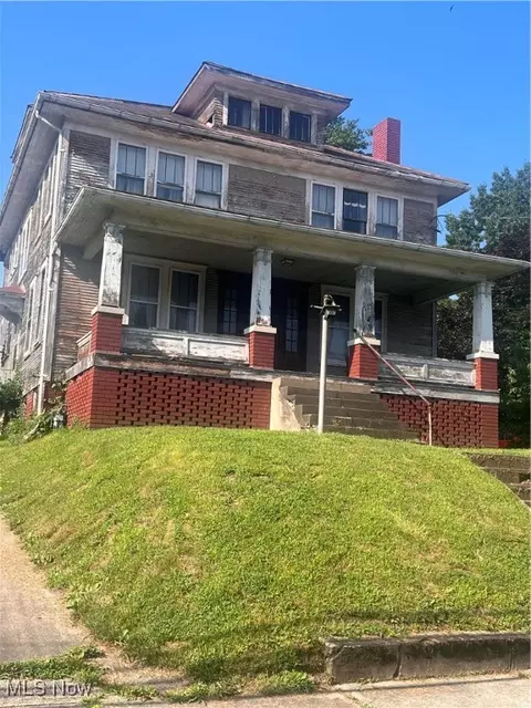 515 Phillips St, Marietta, OH 45750