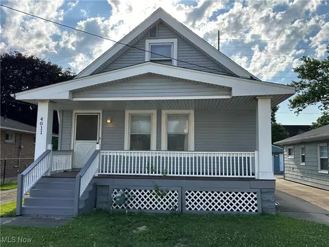 4011 E 29th St, Newburgh Heights, OH 44105