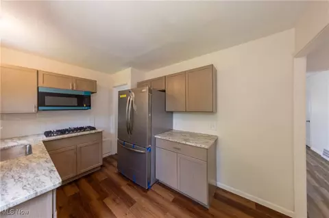 21304 Watson Rd, Maple Heights, OH 44137 photo 7