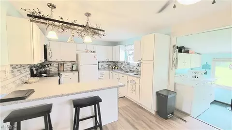 Kitchen - 118 E 6th St, Williamstown, WV 26187 photo 1 of 1