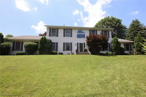 1524 Walker Rd, Follansbee, WV 26037
