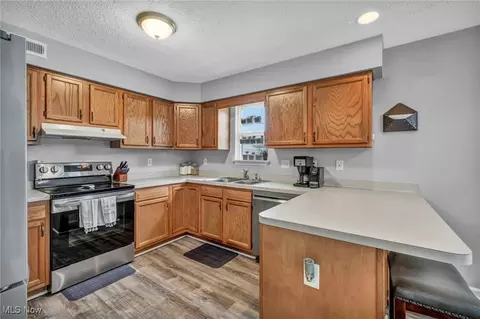 4052 Pine Dr, Rootstown, OH 44272 photo 12