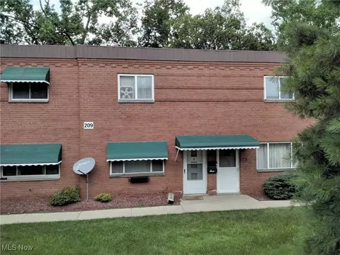 209 Dalepark Dr, Bedford, OH 44146