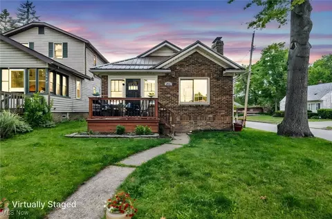 2892 Norwood St, Cuyahoga Falls, OH 44221