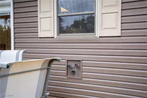 Exterior - 114 Buckner Bend Rd, Walker, WV 26180 photo 5 of 6