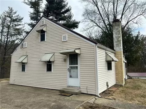 8752 N Rokeby NW, Mcconnelsville, OH 43756