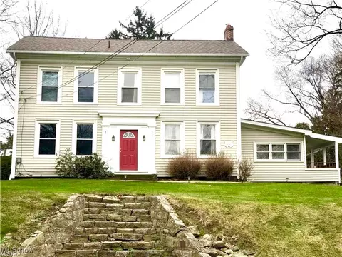 38045 Aurora Rd, Solon, OH 44139
