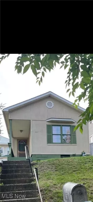 607 N 8th St, Cambridge, OH 43725