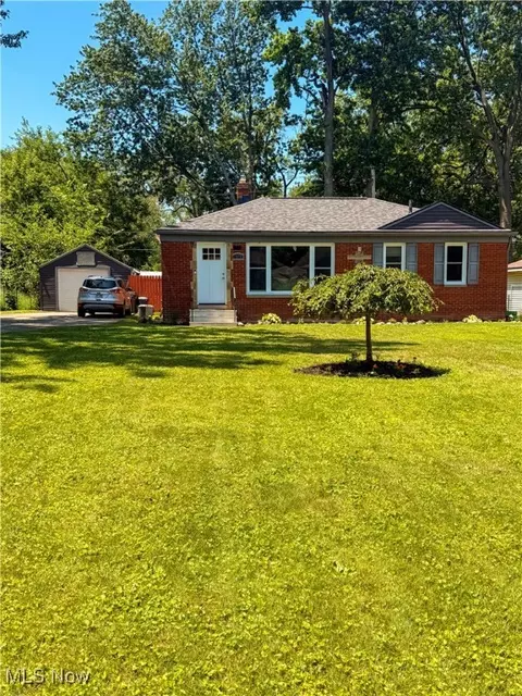 1878 Julia Ave, Avon, OH 44011