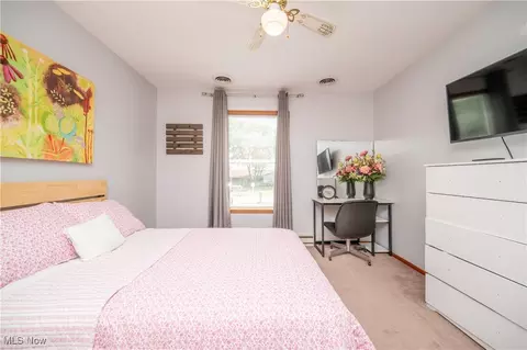 Bedroom - 664 Cathy Ann Dr, Boardman, OH 44512 photo 7 of 10