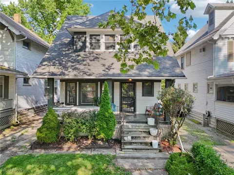 1298 W 114th St, Cleveland, OH 44102