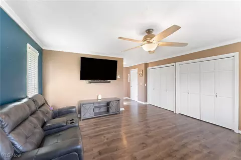 Living - 38111 Eric Dr, Lisbon, OH 44432 photo 2 of 2