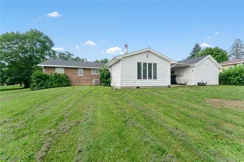 Exterior - 38111 Eric Dr, Lisbon, OH 44432 photo 2 of 3