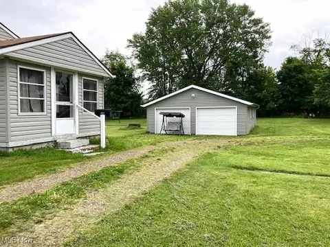 9053 Friendsville Rd, Seville, OH 44273