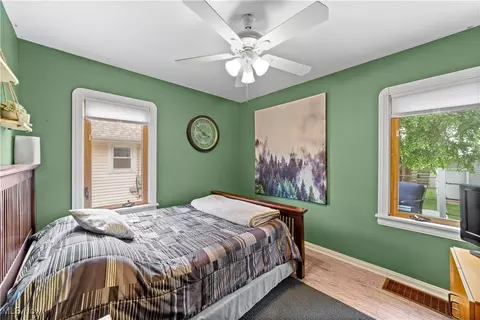 Bedroom - 7604 Spring Garden Rd, Parma, OH 44129 photo 1 of 5