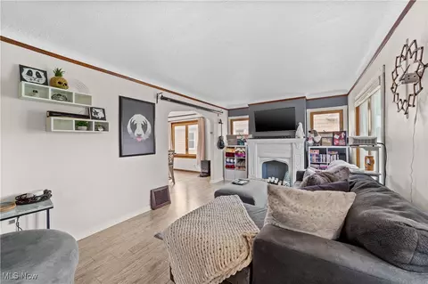 Living - 7604 Spring Garden Rd, Parma, OH 44129 photo 1 of 2