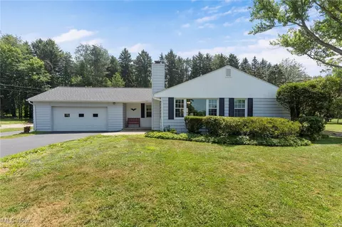 838 Riverside Dr, Painesville, OH 44077