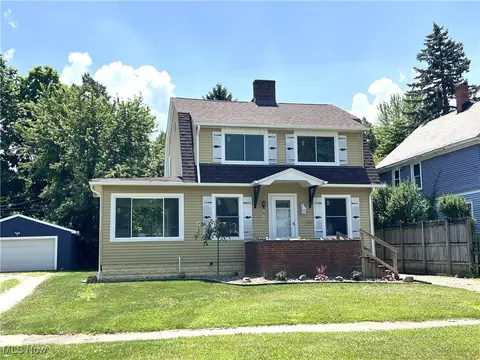 Exterior - 1820 E 47th St, Ashtabula, OH 44004 photo 3 of 3