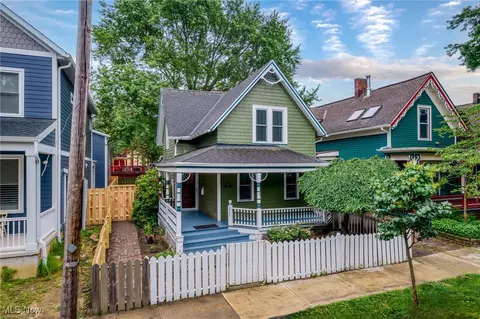 2905 Jay Ave, Cleveland, OH 44113