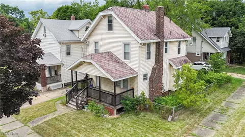 725 Excelsior Ave, Akron, OH 44306
