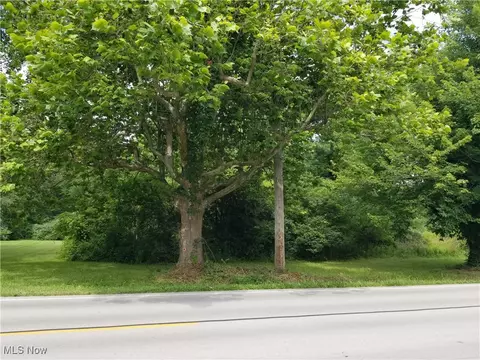 7668 Murray Ridge Rd, Elyria, OH 44035