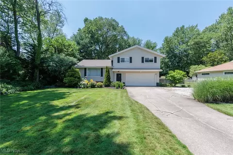 9714 Brecksville Rd, Brecksville, OH 44141