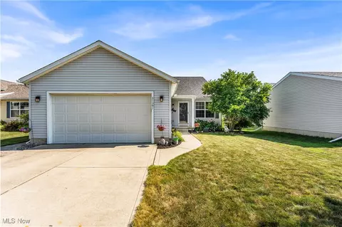 37397 Freedom Ave, North Ridgeville, OH 44039