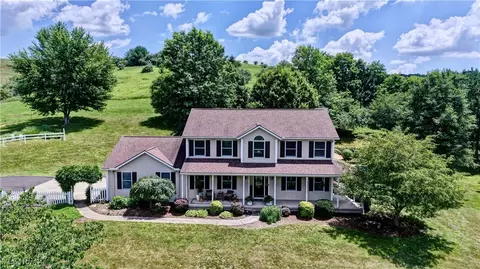 3987 Boy Scout Rd NE, Dover, OH 44622