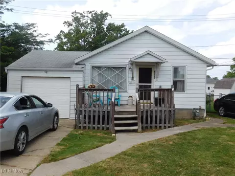 30051 Regent Rd, Wickliffe, OH 44092
