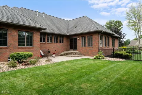Exterior - 4453 Darlington Ct, Ashtabula, OH 44004 photo 6 of 14