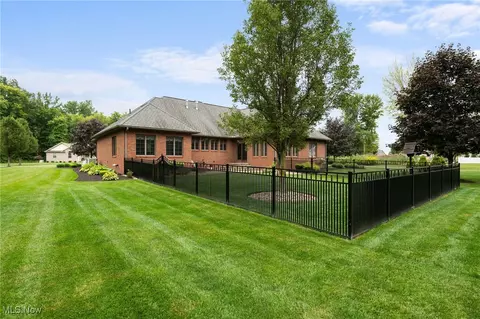 Exterior - 4453 Darlington Ct, Ashtabula, OH 44004 photo 8 of 14