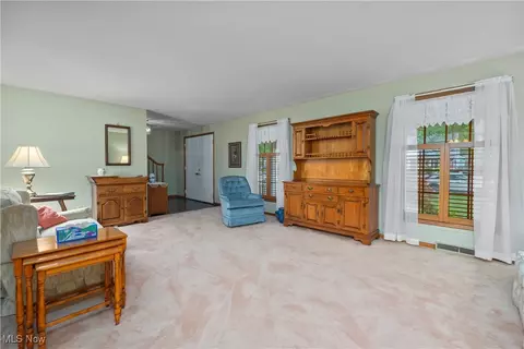 417 Georgia Ave, Elyria, OH 44035 photo 2