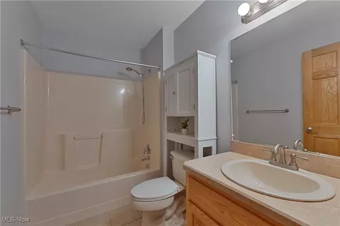 230 Clingan Rd, Struthers, OH 44471 photo 33