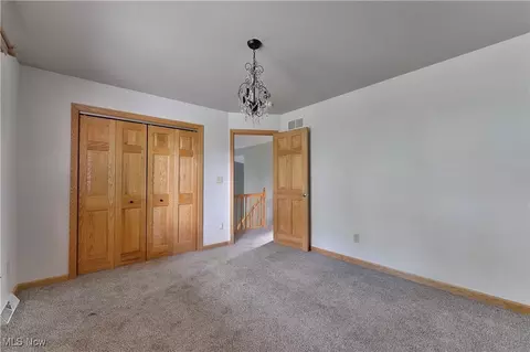 230 Clingan Rd, Struthers, OH 44471 photo 32