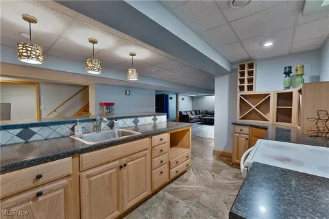 230 Clingan Rd, Struthers, OH 44471 photo 37
