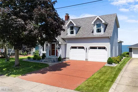 2230 Harborview Blvd, Lorain, OH 44052
