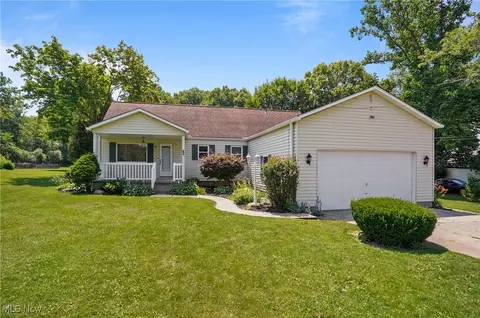 82 W Steels Corners Rd, Cuyahoga Falls, OH 44223