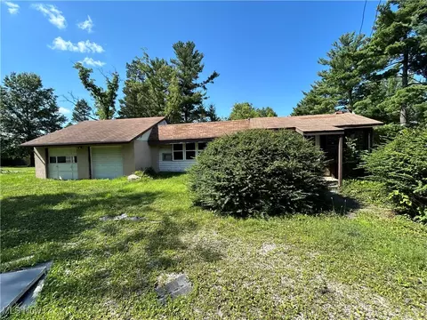 20556 Drake Rd, Strongsville, OH 44149