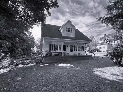 1 Monroeville Hts, Salineville, OH 43945