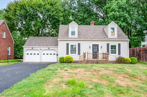 272 Ewing, Boardman, OH 44512