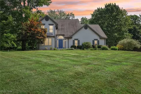 3952 Reimer Rd, Norton, OH 44203