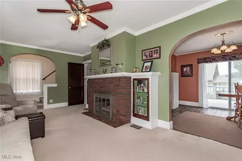 Living - 2129 E 41st St, Ashtabula, OH 44004 photo 1 of 2