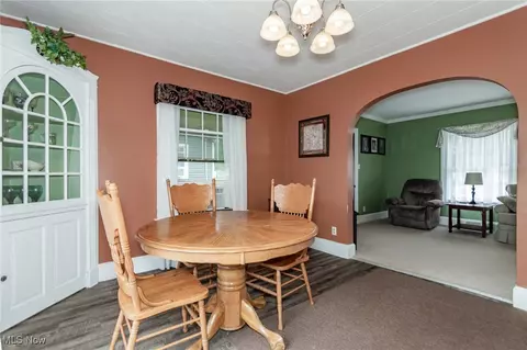 Dining - 2129 E 41st St, Ashtabula, OH 44004 photo 3 of 3