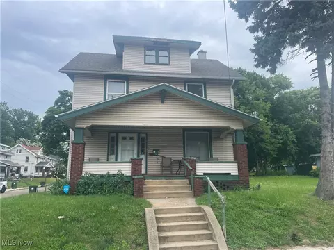 1221 9th St NW, Canton, OH 44703