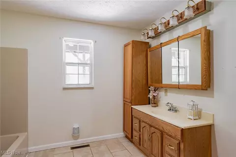 Bath - 3917 Walker Rd, Walker, WV 26180 photo 1 of 2