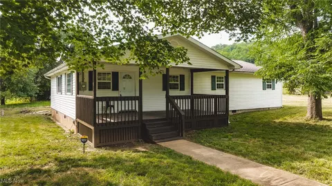 3917 Walker Rd, Walker, WV 26180