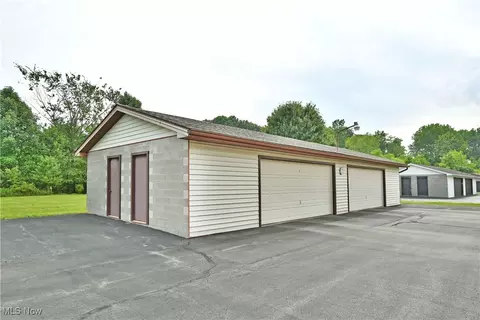 894 Pearson Cir #3, Boardman, OH 44512 photo 10