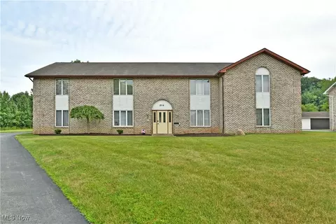 894 Pearson Cir #3, Boardman, OH 44512