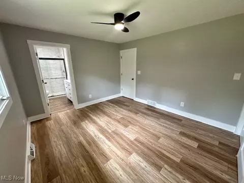 Bedroom - 2928 Vincent Rd, Silver Lake, OH 44224 photo 2 of 6