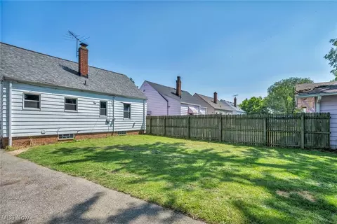 21100 Watson Rd, Maple Heights, OH 44137 photo 27
